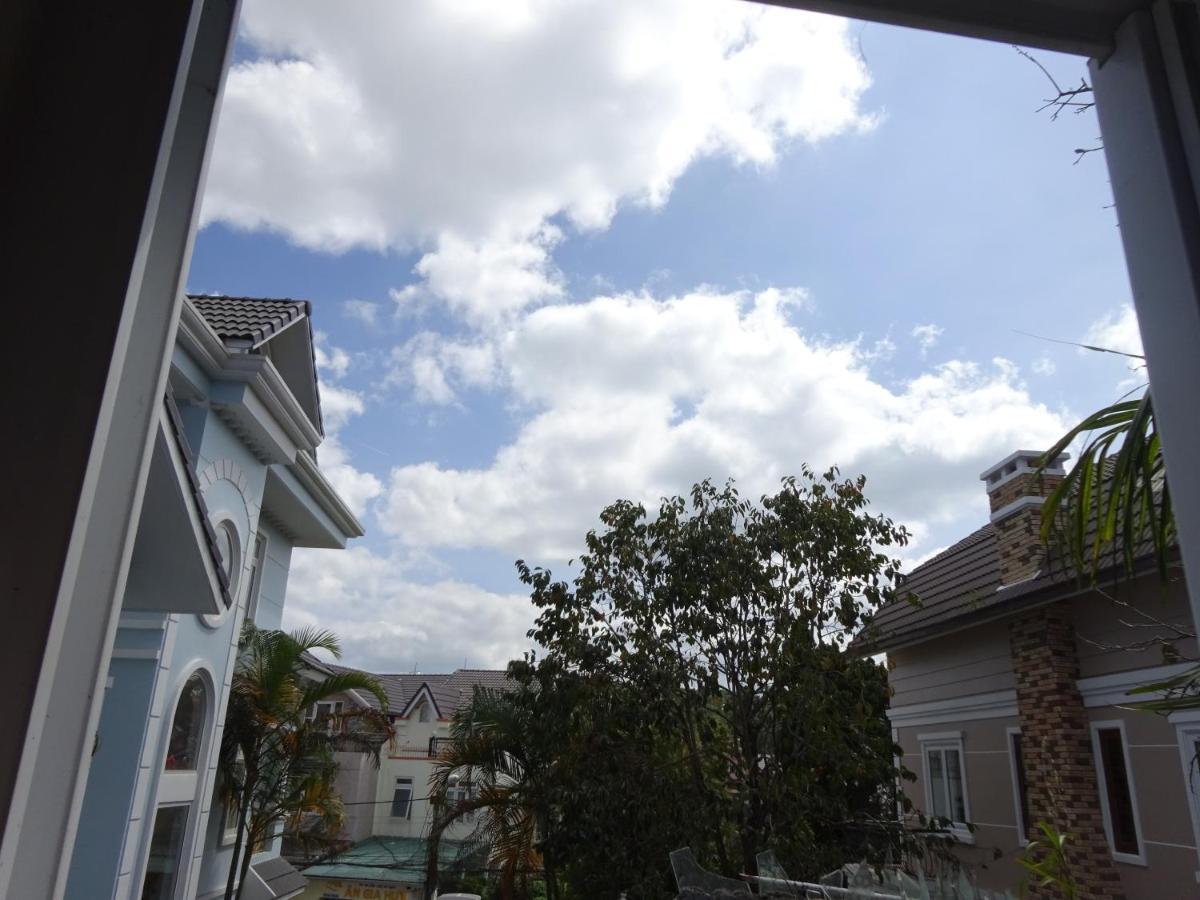 Blue Sky Homestay Dalat Luaran gambar