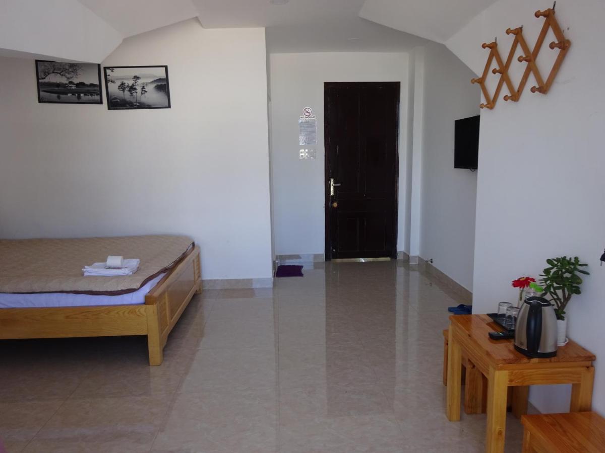 Blue Sky Homestay Dalat Luaran gambar