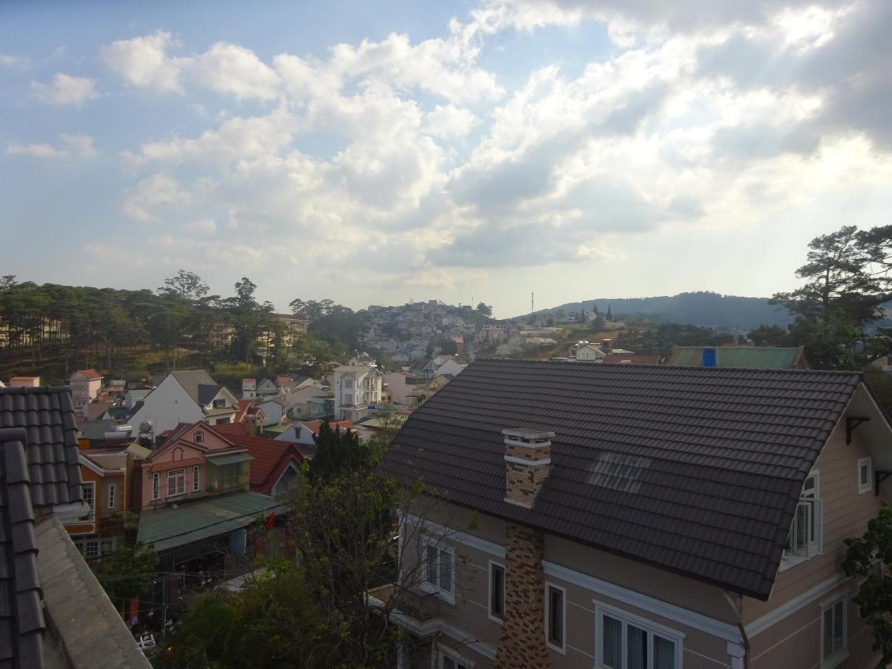 Blue Sky Homestay Dalat Luaran gambar