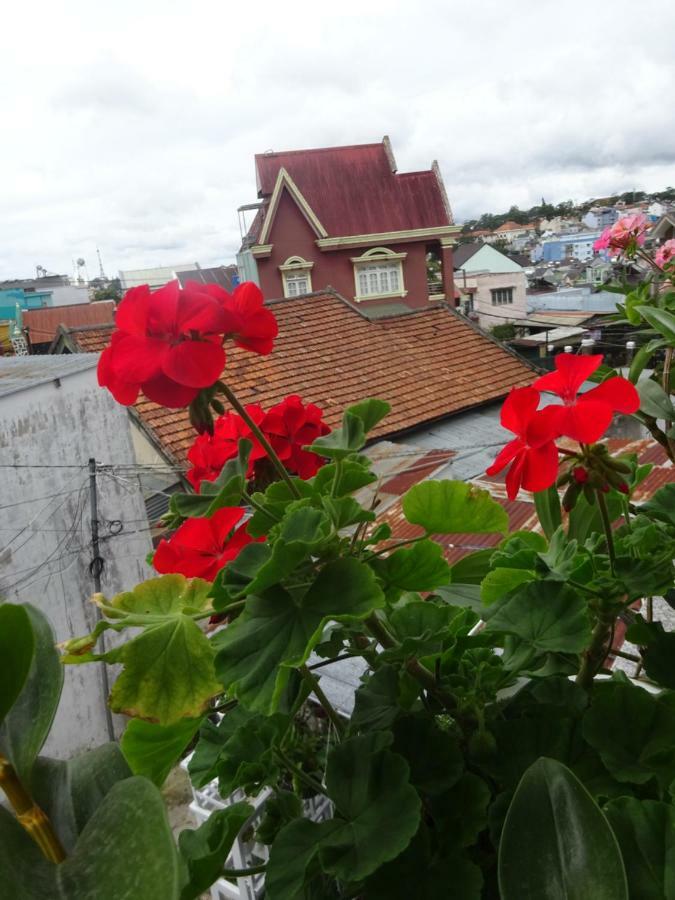 Blue Sky Homestay Dalat Luaran gambar