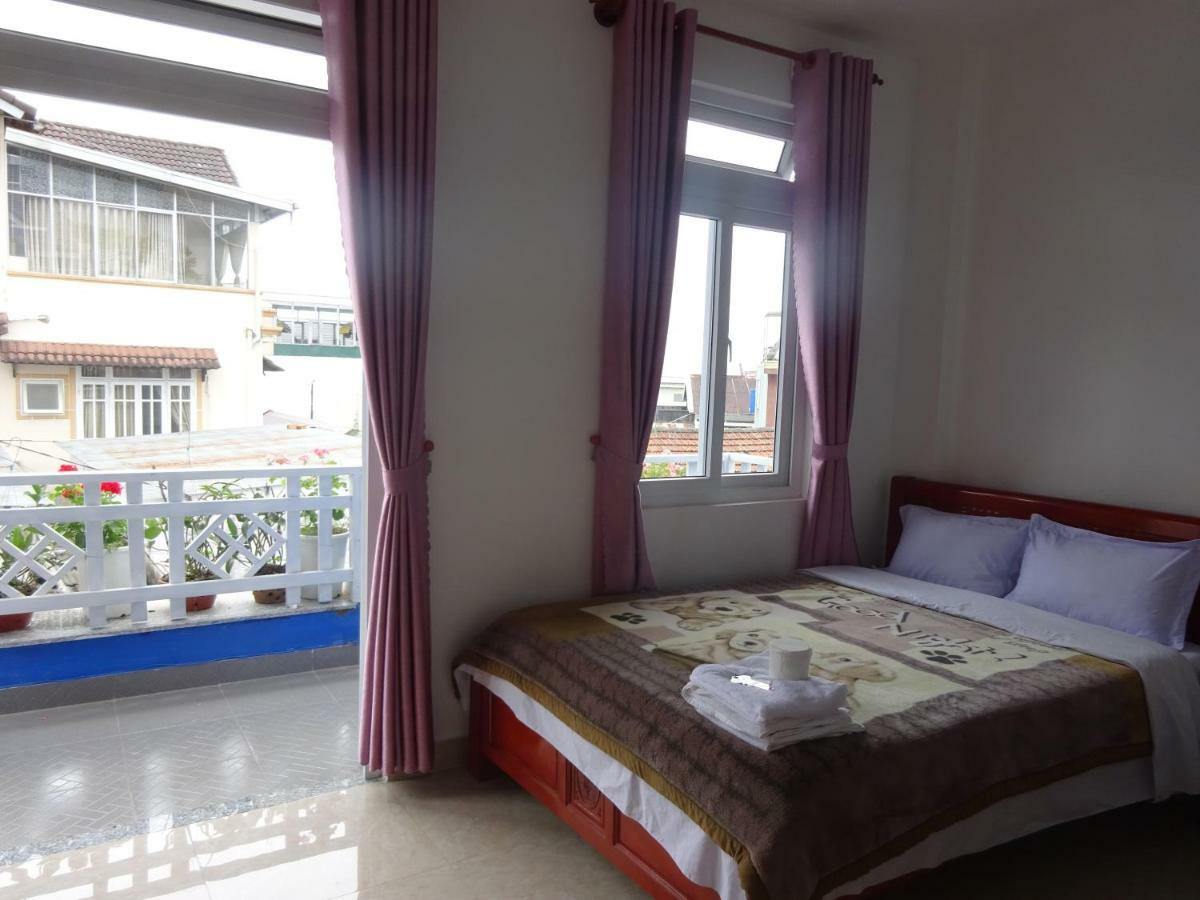Blue Sky Homestay Dalat Luaran gambar